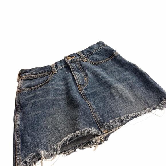 Lee Dresses & Skirts - Lee denim mini skirt frayed edges size 8